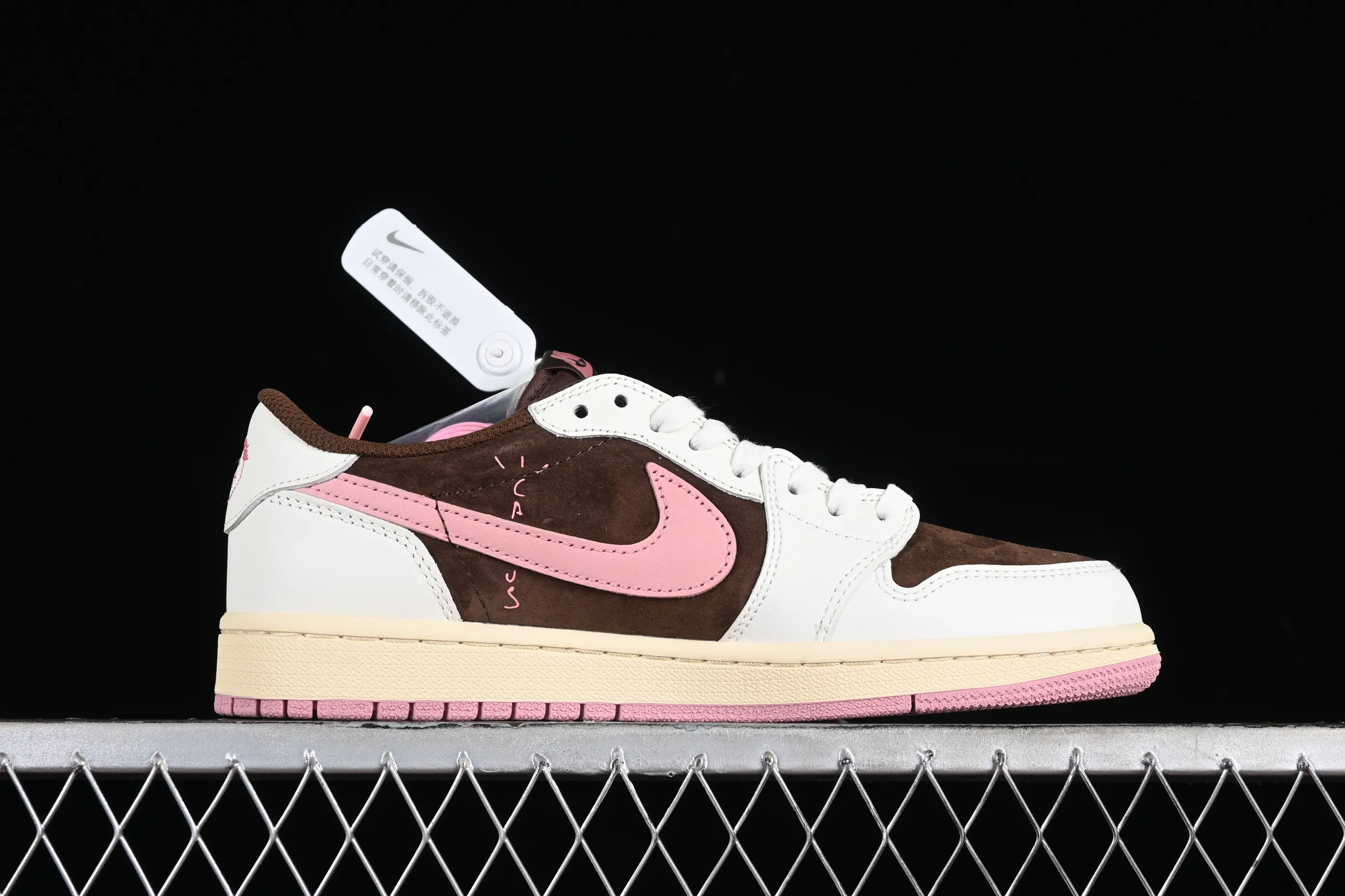 All categories Air Jordan Jordan series basketball shoes Air Jordan 1 Low Travis Scott x Air Jordan 1 Low OG AJ1 Joe 1 undercut low DZ4137-206